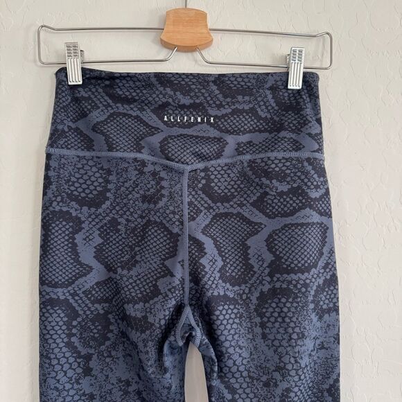 Anthropologie All Fenix Leggings Medium High Rise 7/8 Yoga Blue Snake Print M - Picture 5 of 8